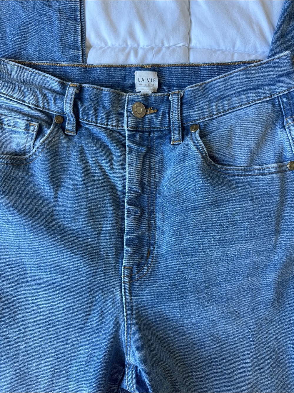 La Vie Women’s Straight Leg Jeans 28